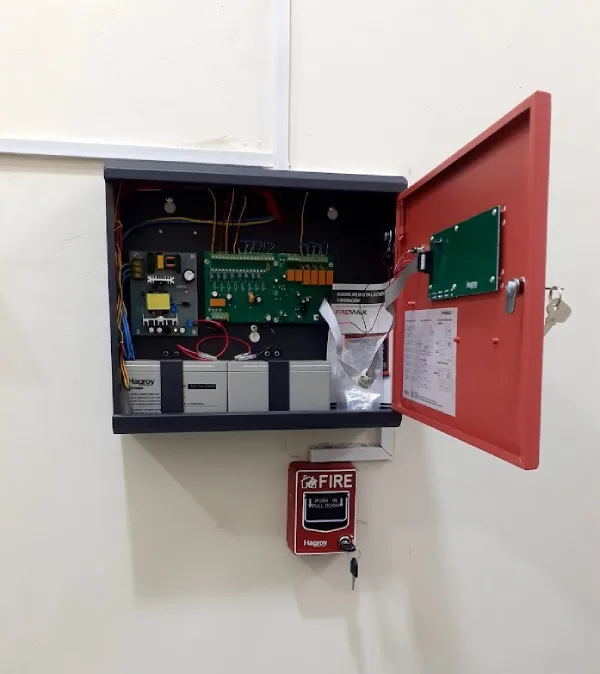 SISTEMA DE DETECCIÓN Y ALARMA CONTRA INCENDIOS-001